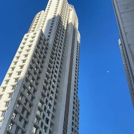 Sky With View Апартаменти *