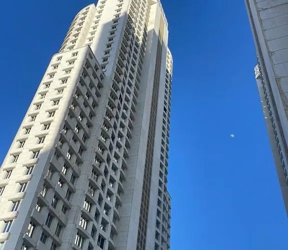 Sky With View Apartman *